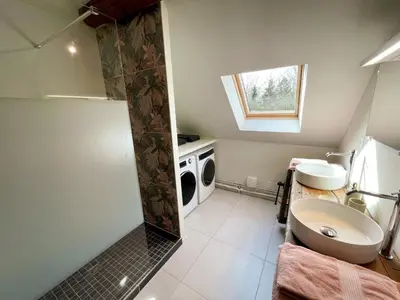 Cuisine ou kitchenette dans l'établissement Gîte paisible avec jardin à Chédigny - FR-1-381-611