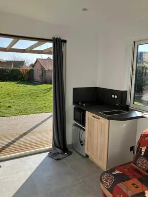 Cuisine ou kitchenette dans l'établissement Location Spay Proche circuit