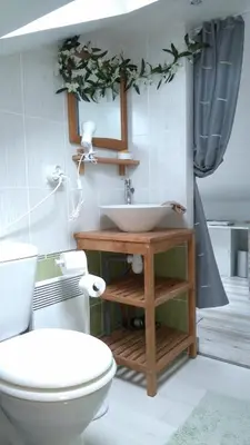Salle de bains dans l'établissement Studio chez l'habitant 15 mn à pied du circuit des 24H DU MANS