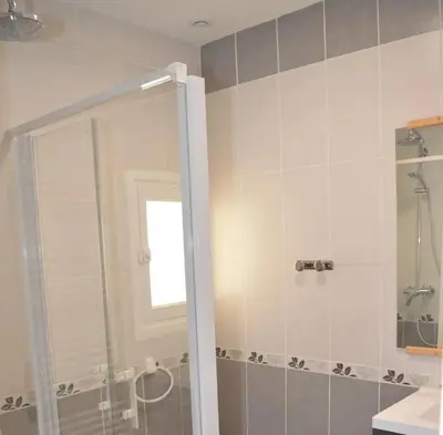 Salle de bains dans l'établissement Les vignes de la Bouvinerie