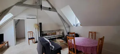 Coin salon dans l'établissement Appartement accueillant à Luynes, 60 m² avec jardin