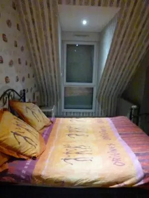 Un ou plusieurs lits dans un hébergement de l'établissement chambre proche circuit