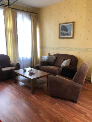 Coin salon dans l'établissement Logement Spacieux 3 Chambres à Azay-le-Rideau