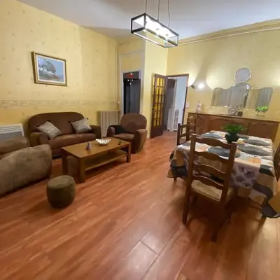 Logement Spacieux 3 Chambres à Azay-le-Rideau