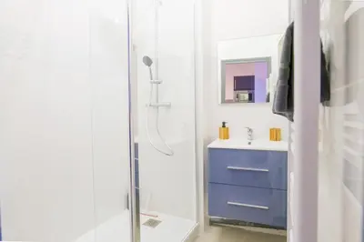 Plan de l'établissement Le Cinq, Appartement de charme Place Saint Pierre Saumur