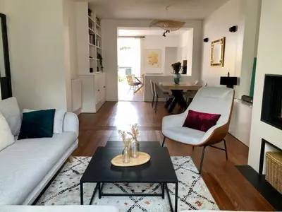 Coin salon dans l'établissement Maison familiale équipée, centre-ville