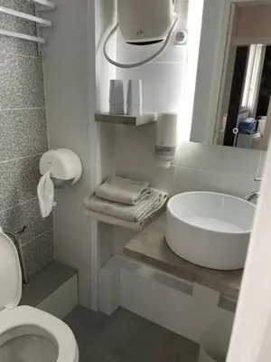 Salle de bains dans l'établissement Les Chambres de la Gare