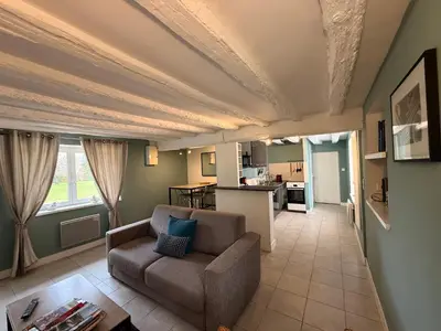 Cuisine ou kitchenette dans l'établissement Clos des Huards au milieu de la loire à vélo