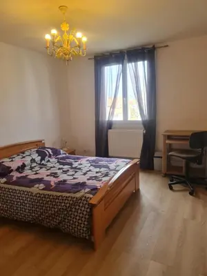 Un ou plusieurs lits dans un hébergement de l'établissement Maison au Mans pour les 24h
