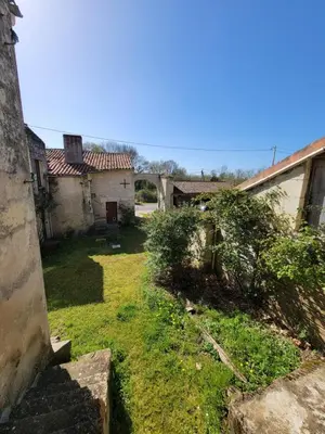 Plan de l'établissement Yourte d'intérieur d'une demeure du 18e siècle en Anjou entre vignes et châteaux
