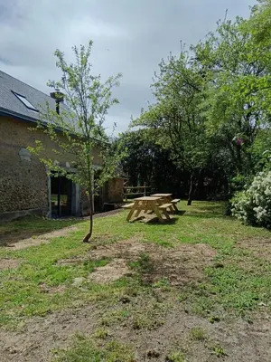 Jardin de l'établissement Gîte de l'oeillet