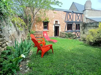 Jardin de l'établissement Le Logis du Vieux Rempart