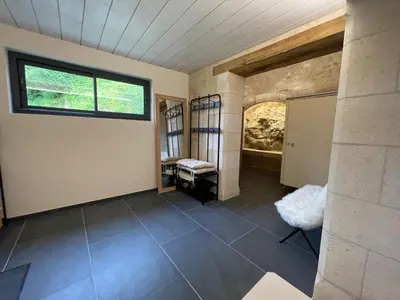 Salle de bains dans l'établissement Chambre Chinon