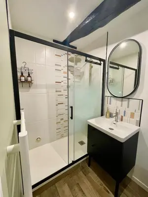 Salle de bains dans l'établissement Douceur Tourangelle - Entre Loire et centre ville