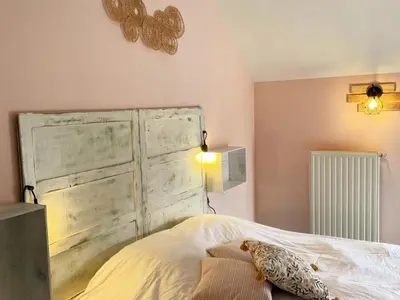 Un ou plusieurs lits dans un hébergement de l'établissement Gîte tout confort 2 ch, jardin, proche Blois & Chambord - FR-1-491-463