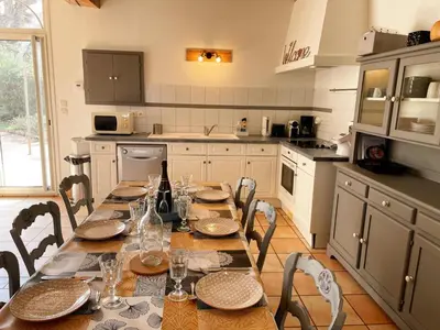 Cuisine ou kitchenette dans l'établissement Gîte tout confort 2 ch, jardin, proche Blois & Chambord - FR-1-491-463