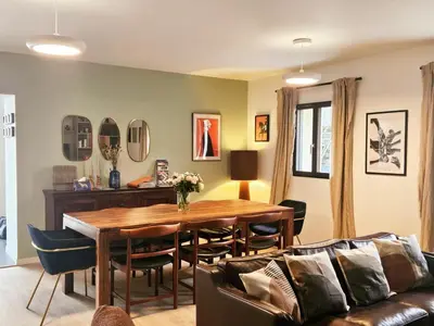 Coin salon dans l'établissement Gîte de luxe avec piscine chauffée et SPA au cœur du Val de Loire - FR-1-381-615