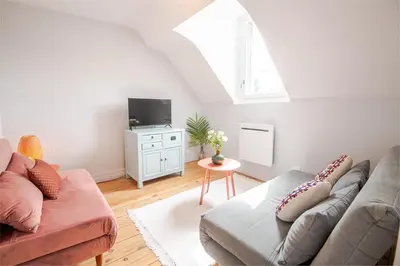 Télévision ou salle de divertissement dans l'établissement AU VINCI Appartement 4 personnes