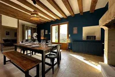Coin salon dans l'établissement Longère du Gué du Roi & SPA