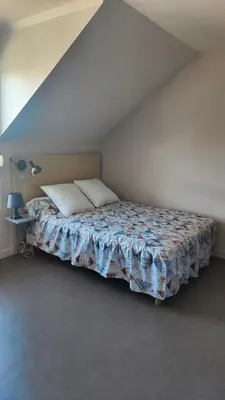Un ou plusieurs lits dans un hébergement de l'établissement Studio proche gare et transports
