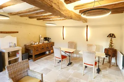 Coin salon dans l'établissement Chambre Saumur