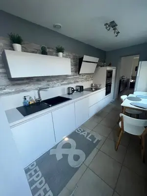 Cuisine ou kitchenette dans l'établissement Maison 5mn du centre ville du Mans à pied