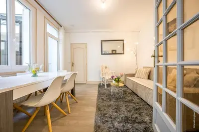 Coin salon dans l'établissement Havre de Ville avec Cour Parking & Wifi GRATUIT