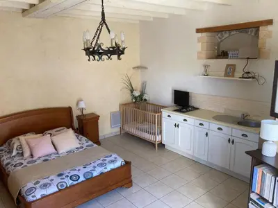 Cuisine ou kitchenette dans l'établissement Planchette