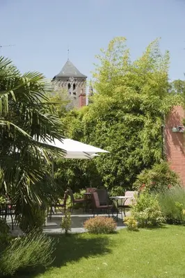 Jardin de l'établissement Grand Hôtel de Solesmes - Teritoria