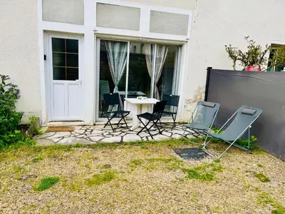 Jardin de l'établissement Maison entre Saumur et Montreuil Bellay La Motte