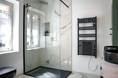 Salle de bains dans l'établissement Maison 3 chambre Amboise Centre