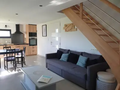 Cuisine ou kitchenette dans l'établissement Logement indépendant proche circuit 24h Le Mans