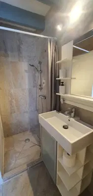 Salle de bains dans l'établissement Le petit coin caché