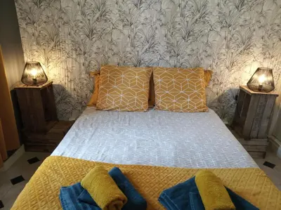 Un ou plusieurs lits dans un hébergement de l'établissement Grand Pied à Terre in Blois for 2 to 6 travellers