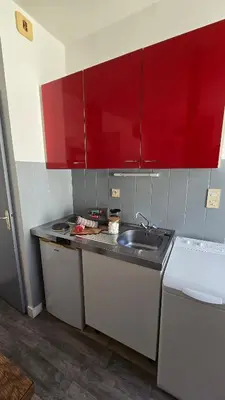 Cuisine ou kitchenette dans l'établissement Le Petit Fleur de Loire