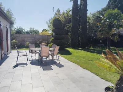 Jardin de l'établissement Villa évasion
