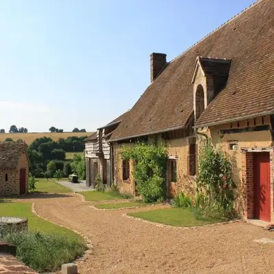 Country-side house close to loire-valley castles