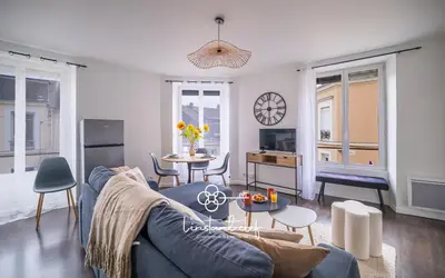Coin salon dans l'établissement Proche Tram & Centre Idéal Duo et ou Pro