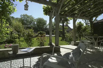 Jardin de l'établissement Gîtes La Vigenna
