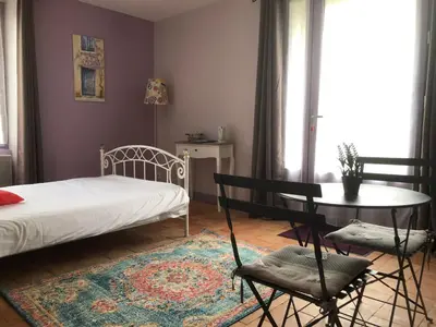Un ou plusieurs lits dans un hébergement de l'établissement Domaine La Roche Bellin