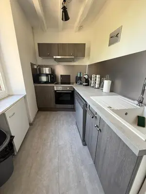 Cuisine ou kitchenette dans l'établissement Gîte la Maladrie