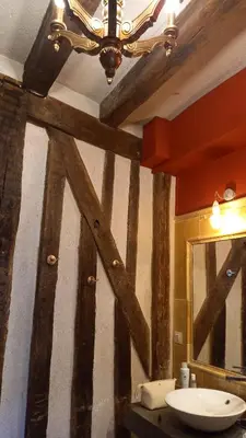 Salle de bains dans l'établissement Maison avec vue le Vieux Mans