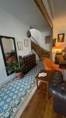 Coin salon dans l'établissement Maison indépendante en centre ville