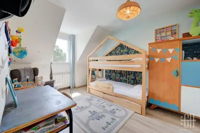 Plan de l'établissement L'Érudit - Maison avec jardin - 9 V - Parking