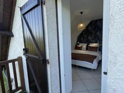 Un ou plusieurs lits dans un hébergement de l'établissement Grande maison avec jardin près de Tours - FR-1-381-620
