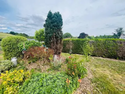 Jardin de l'établissement Maison située aux confins de la Vallée du Loir