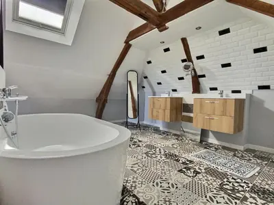 Salle de bains dans l'établissement Villa, vue panoramique Loire Blois