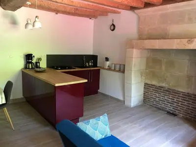 Cuisine ou kitchenette dans l'établissement Petite maison dans fosse troglodytes