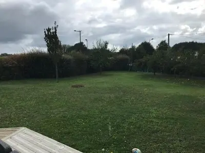 Jardin de l'établissement Maison Changé 4 chambres