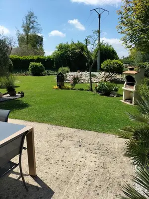 Jardin de l'établissement Maison circuit 24 heures du Mans